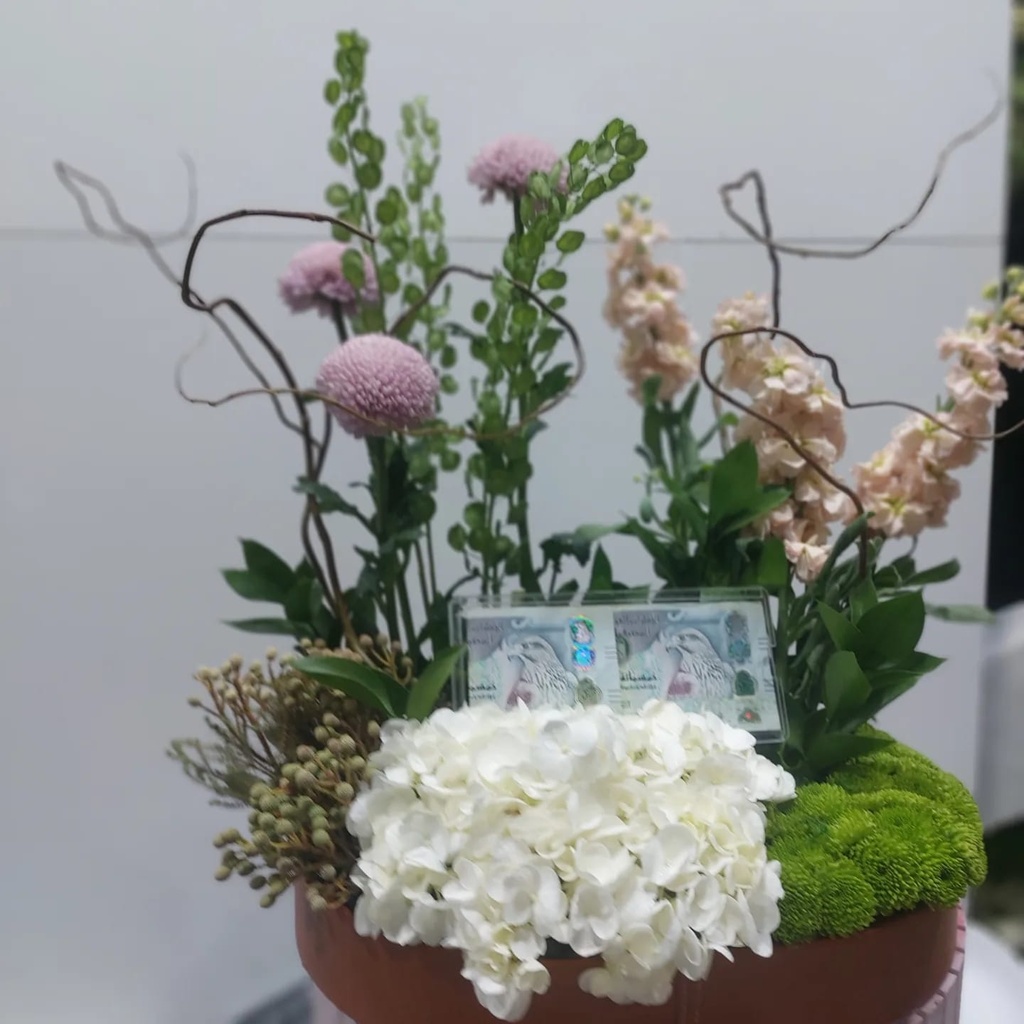 Blooming Money in Leather Tray